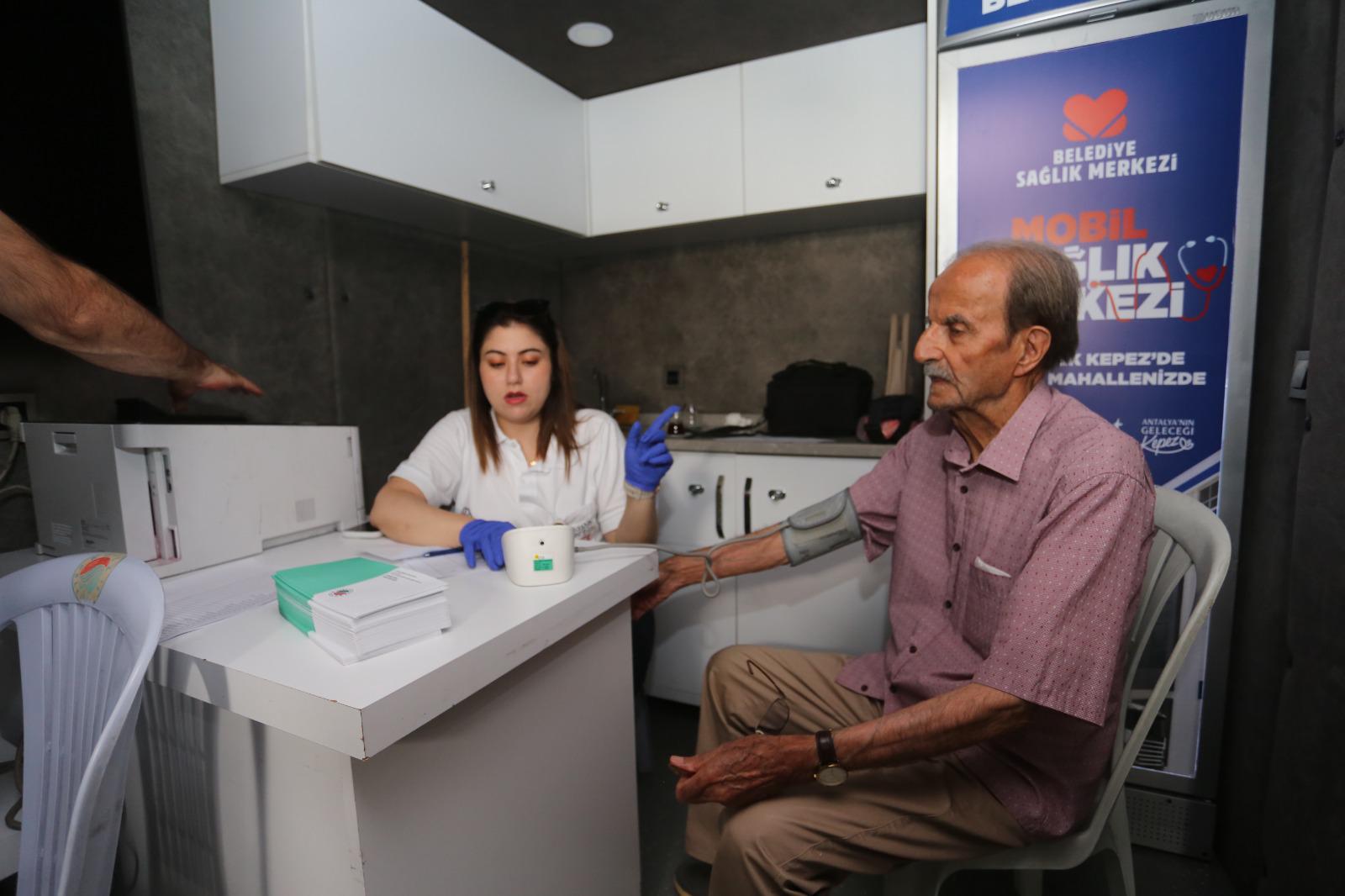Kepezden Huzurevi Sakinlerine Goz Taramasi 3