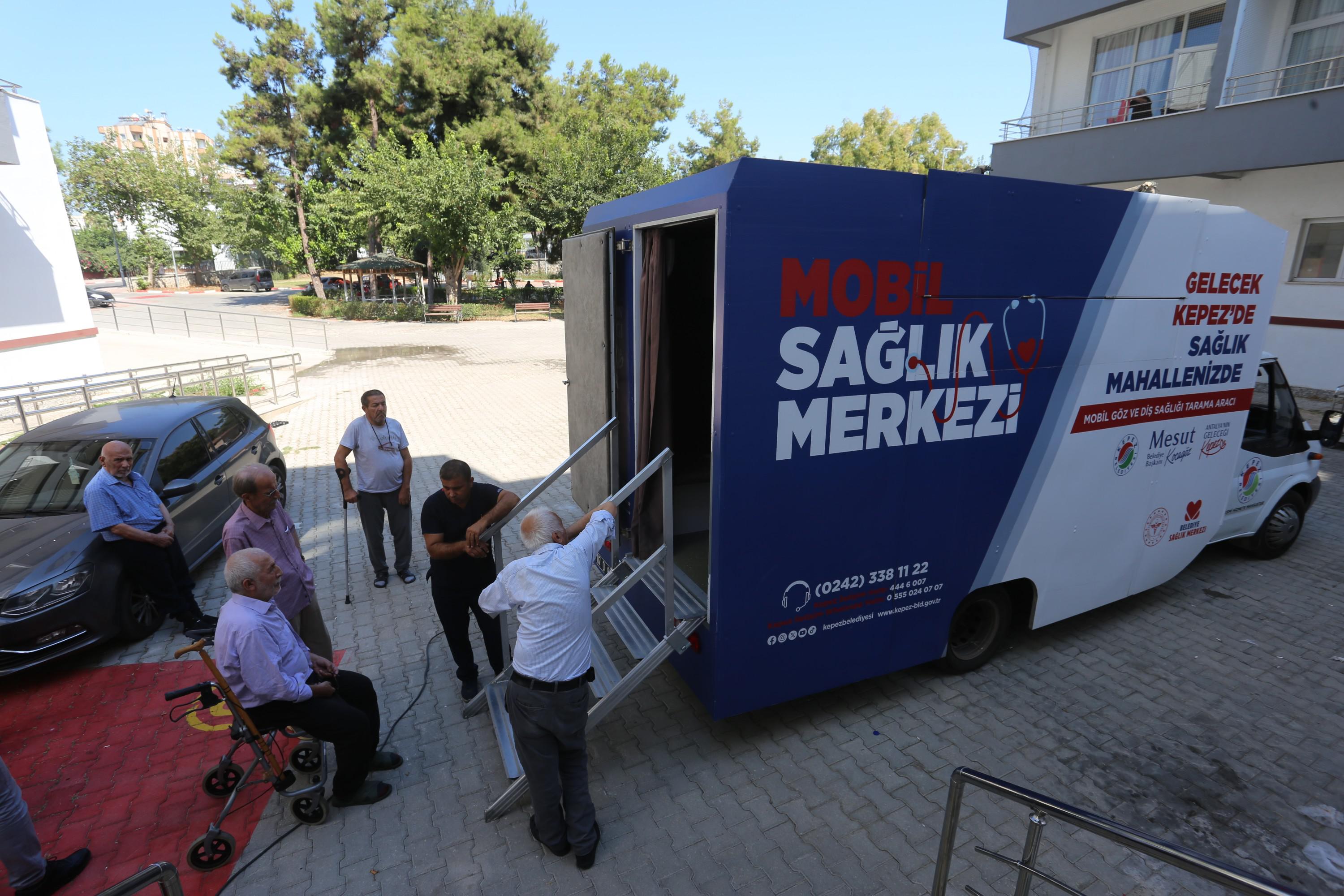 Kepezden Huzurevi Sakinlerine Goz Taramasi 4