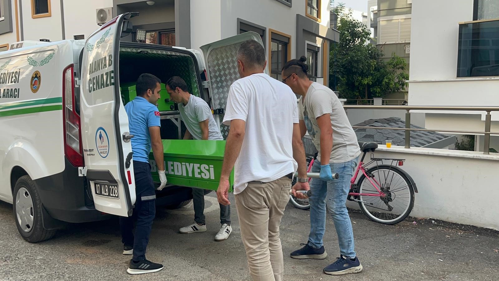 Kiralik Evde Arkadasini Oldurdu Emlakciyi Arayip Itiraf Etti (3)