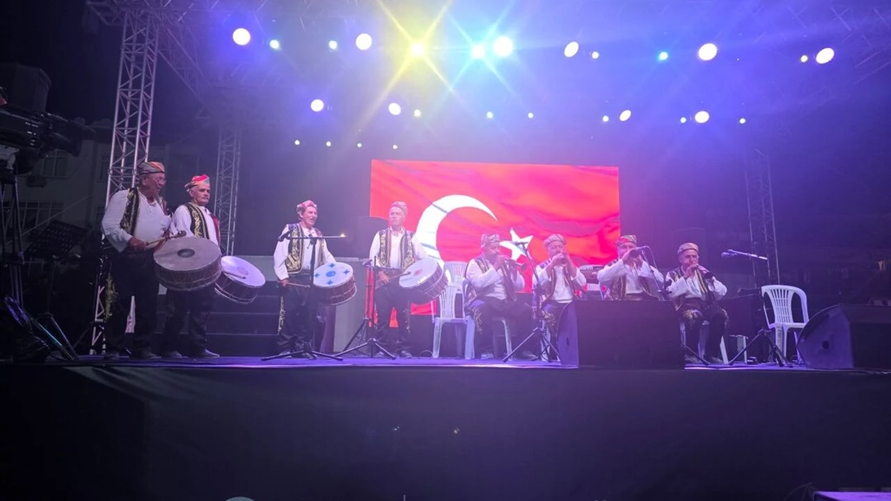 Kiraz Şenlikleri