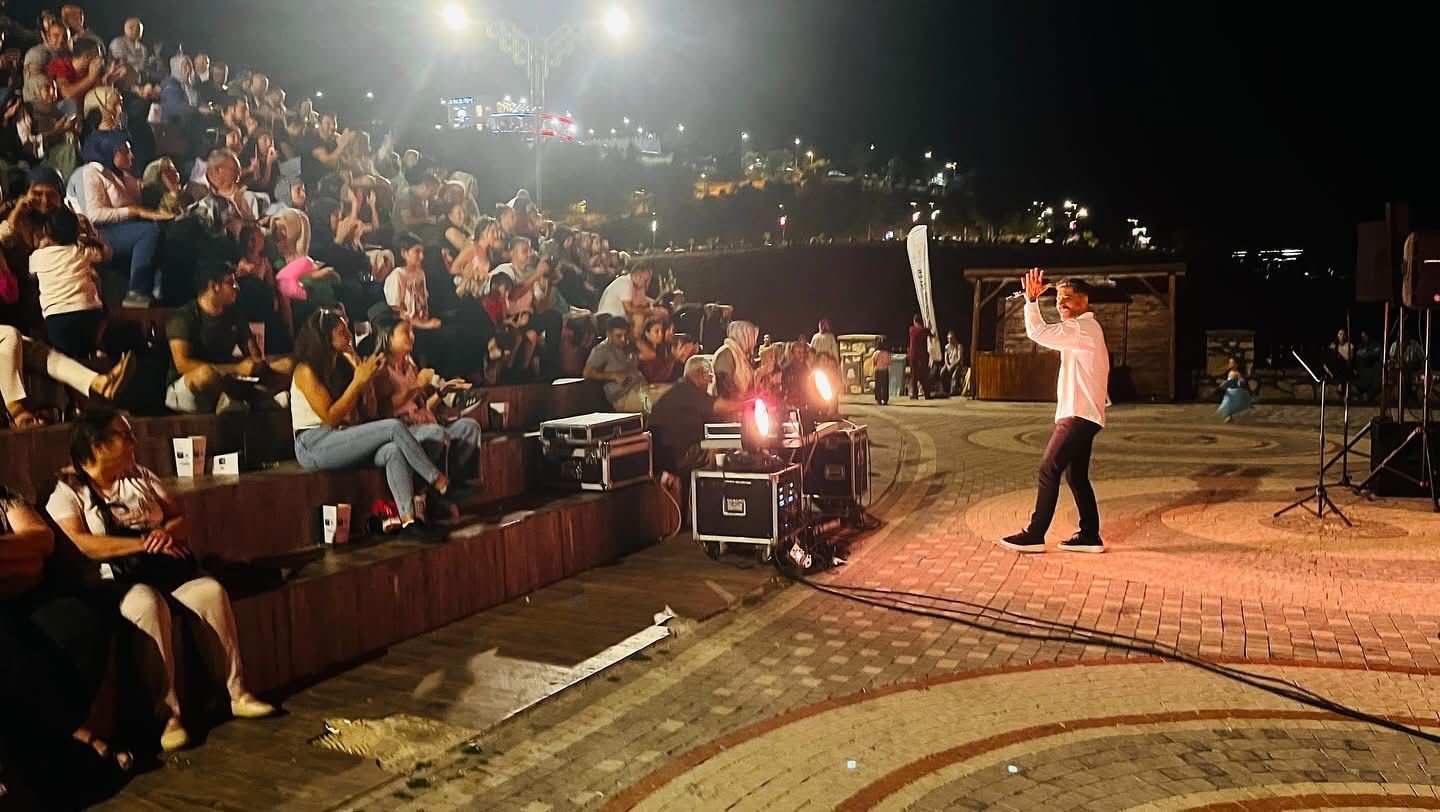 Kirazlıdere'de Cuma Akşamları Müzik Ziyafeti Yaşanıyor (4)
