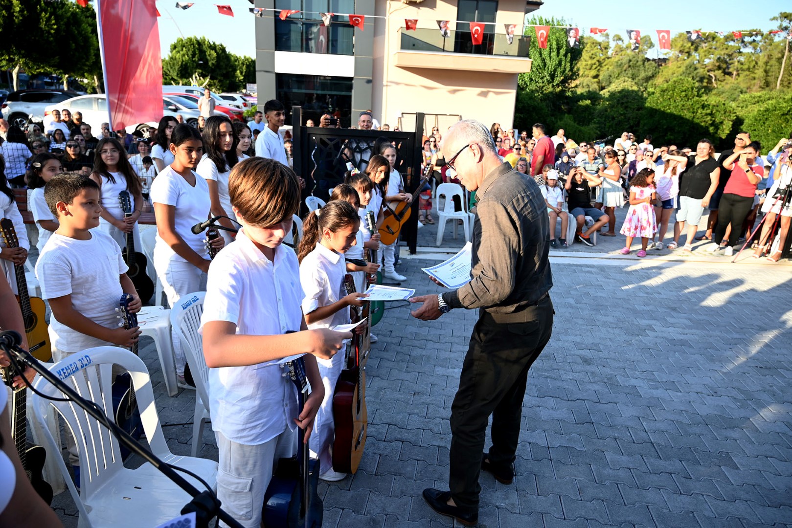Kursiyerlere Sertifikaları Düzenlenen Törenle Verildi (2)