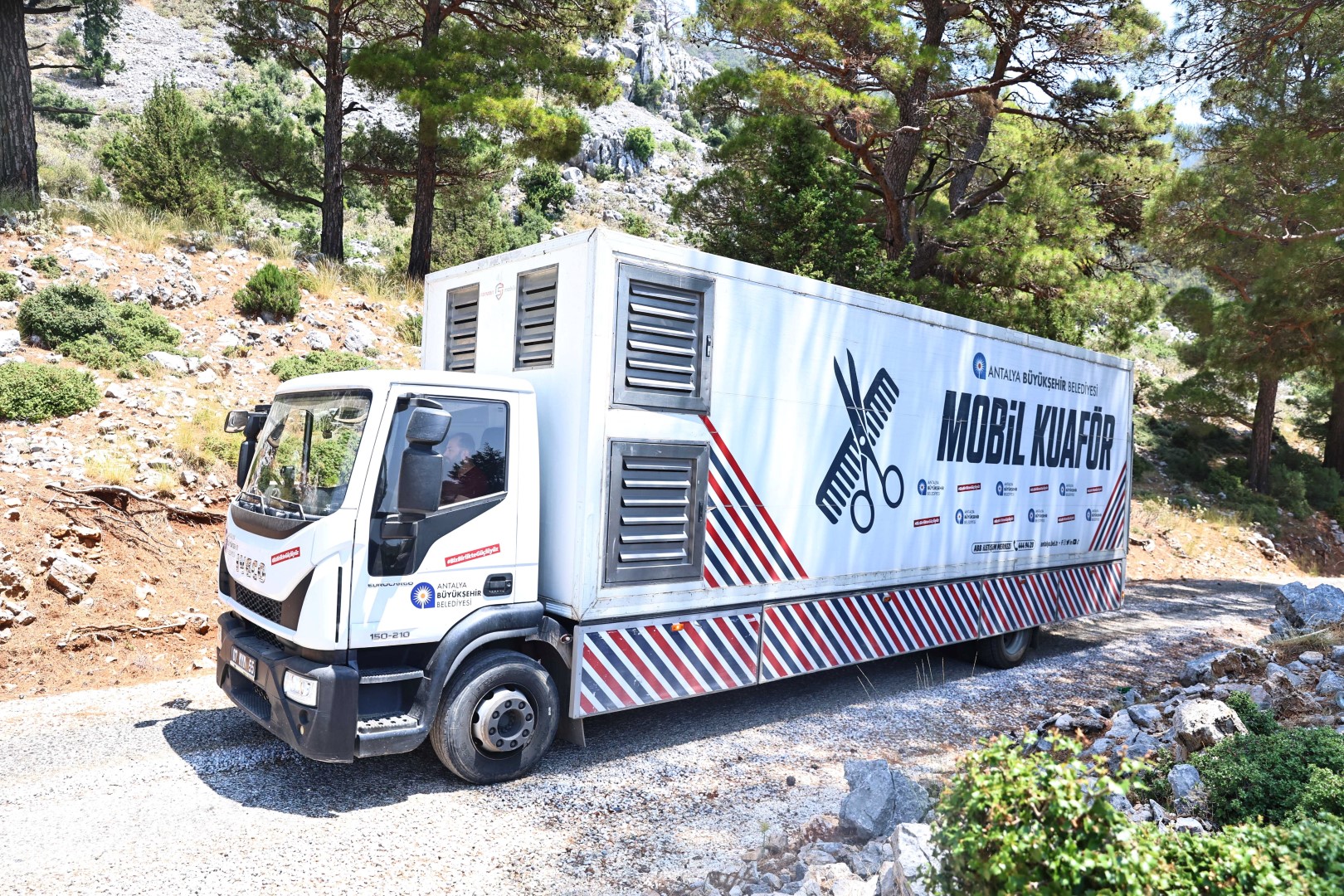 Mobil Kuaför Tırı Antalya’nın Yaylalarında (4)