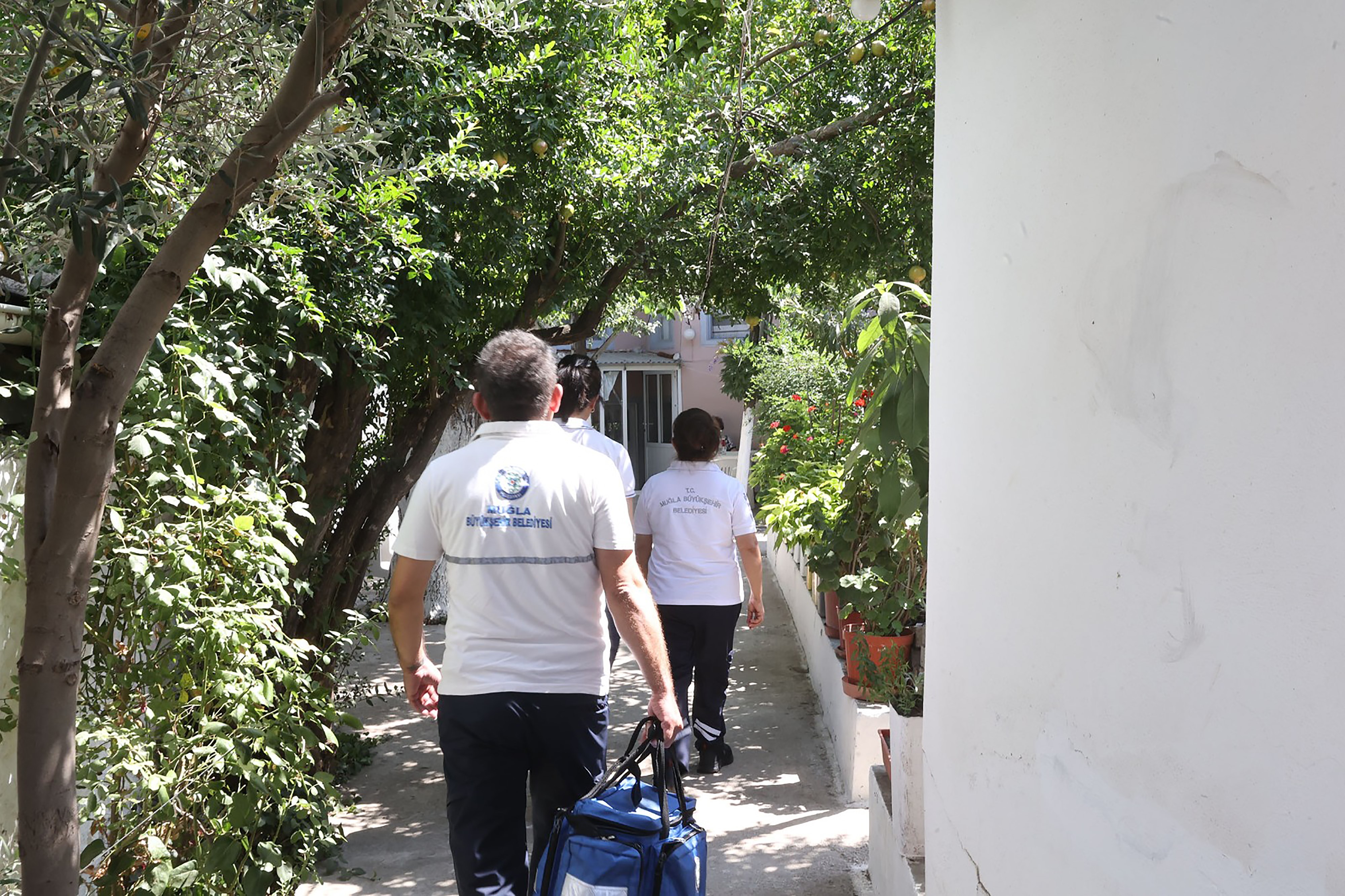 Muğla Büyükşehir’den 574 Mahallede Evde Bakım Hizmeti (3)