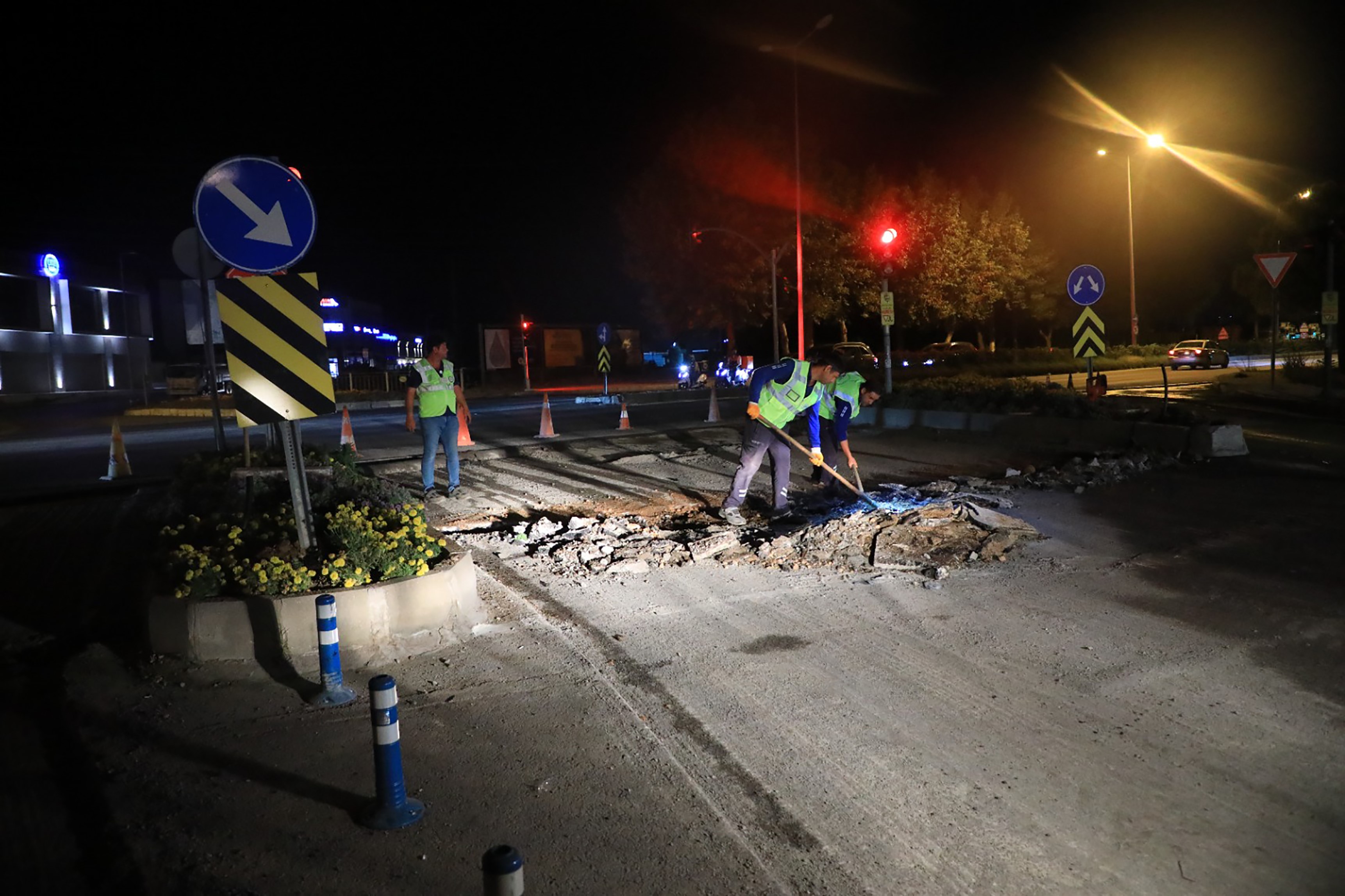 Muğla Büyükşehirden Ulaşım Için Gece Mesaisi (1)
