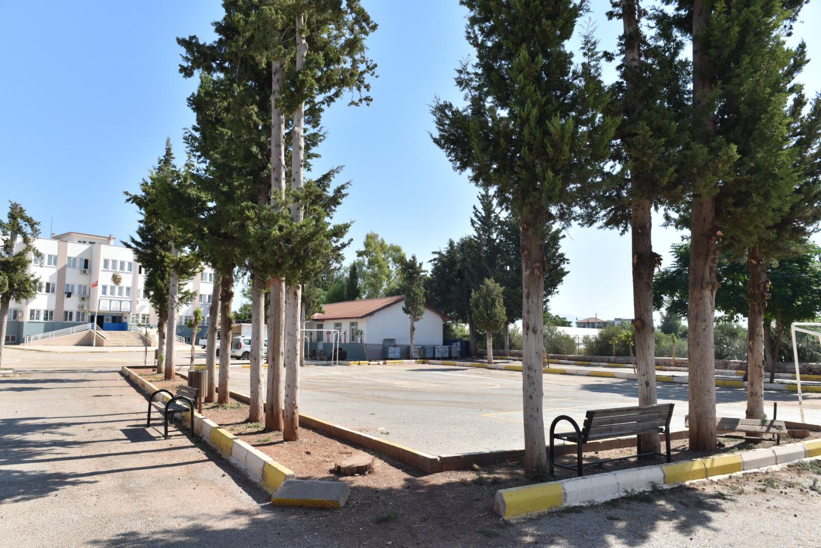 Okul Bahceleri Kepezle Guzellesiyor 7