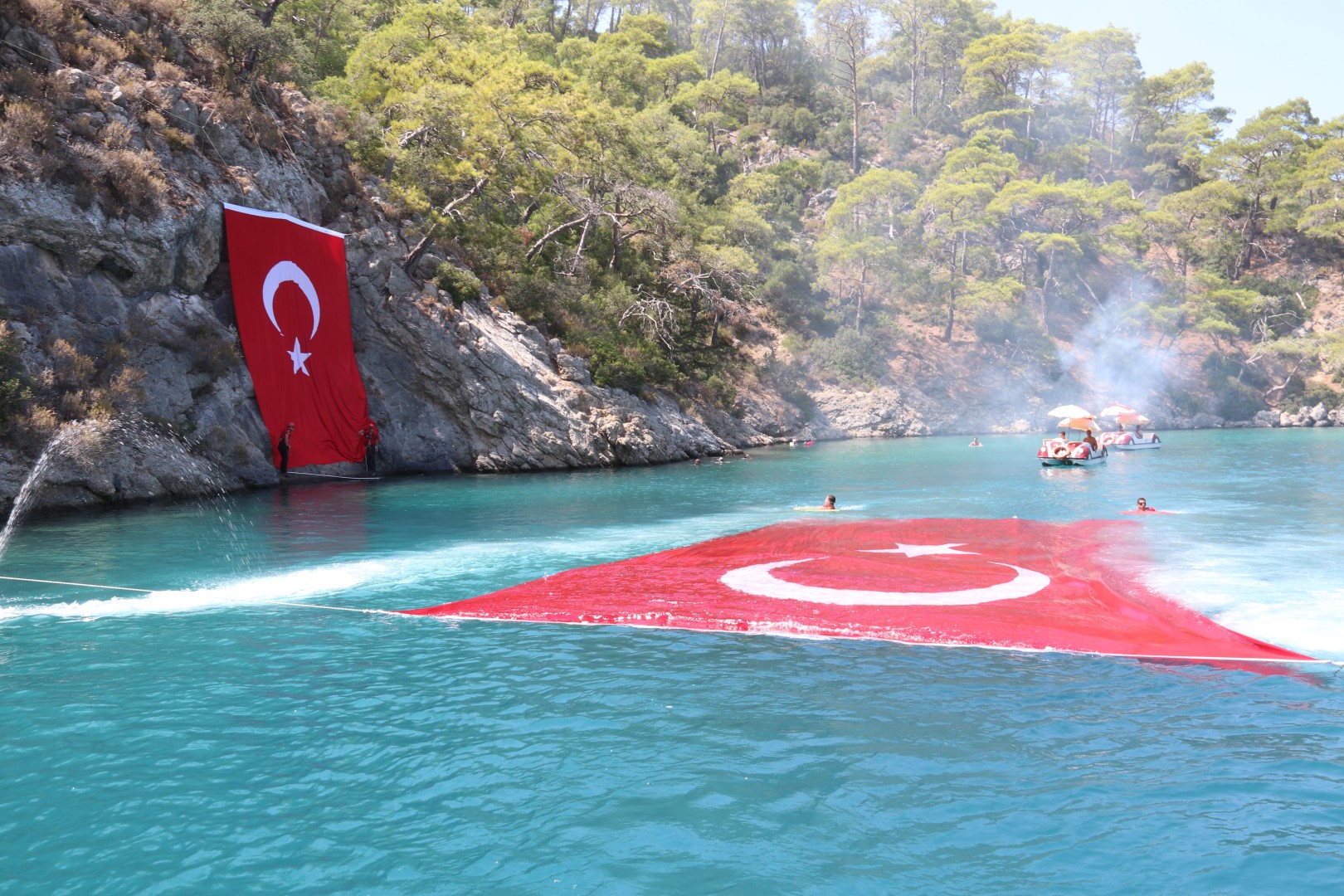 Ölüdeniz Jak Timinden Coşkulu Zafer Bayramı Kutlaması (4)