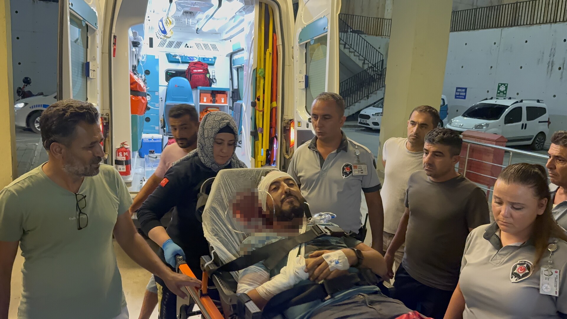 Orman Yolu Çalışmasında Patlatılan Dinamit Işçiyi Ağır Yaraladı (2)