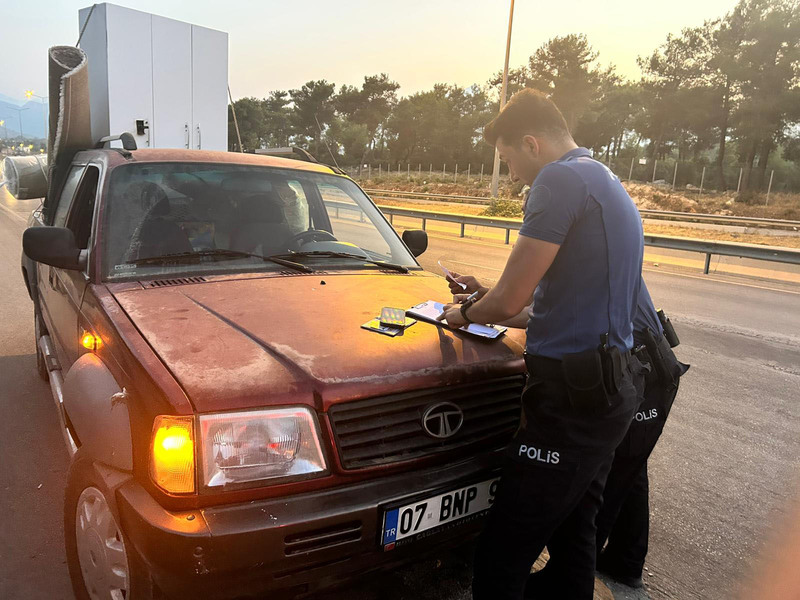Polis Ortak Alınan Aracı Trafikte Durdurdu (2)