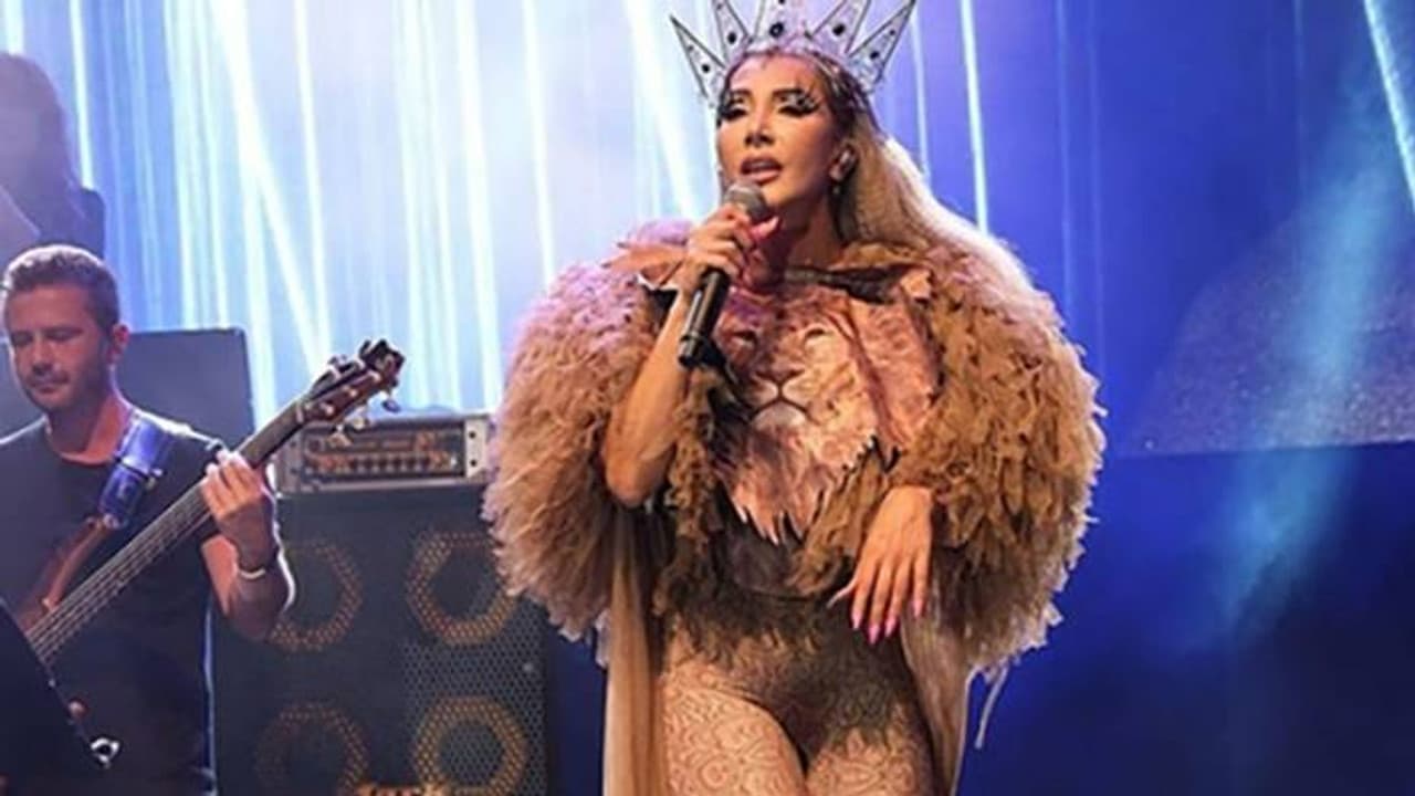 Pop Müziğin Kraliçesi Hande Yener