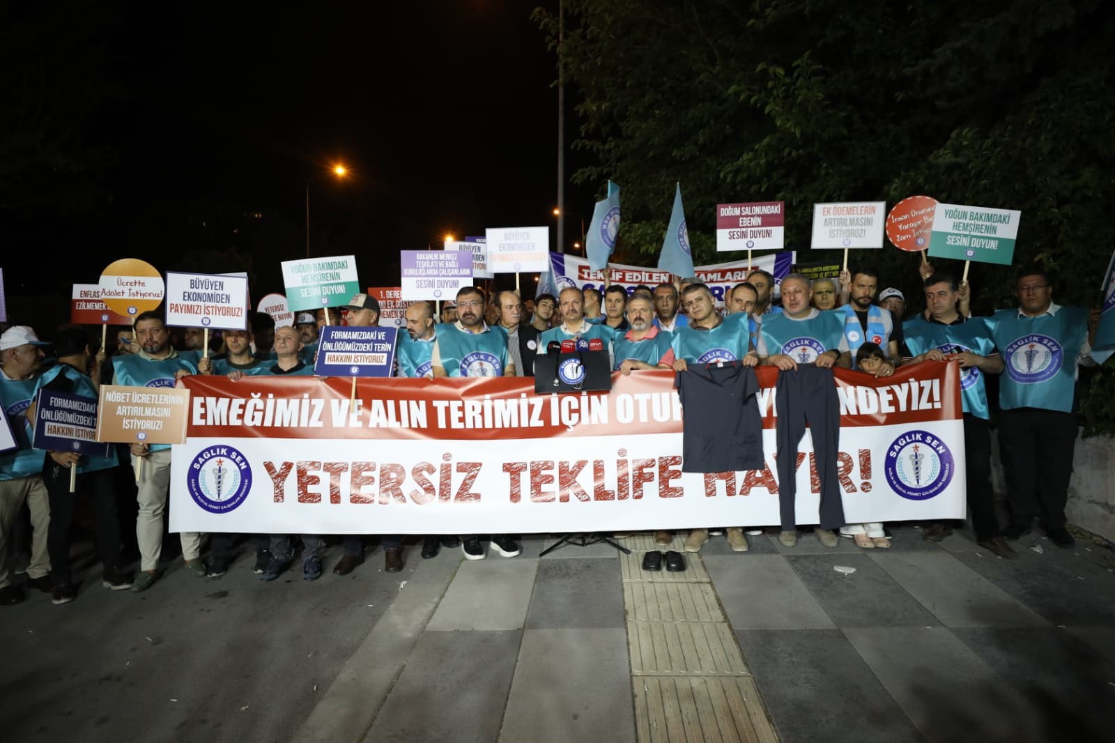 Sağlık Sen'den 81 Ilde ‘112' Dakikalık Oturma Eylemi (3)