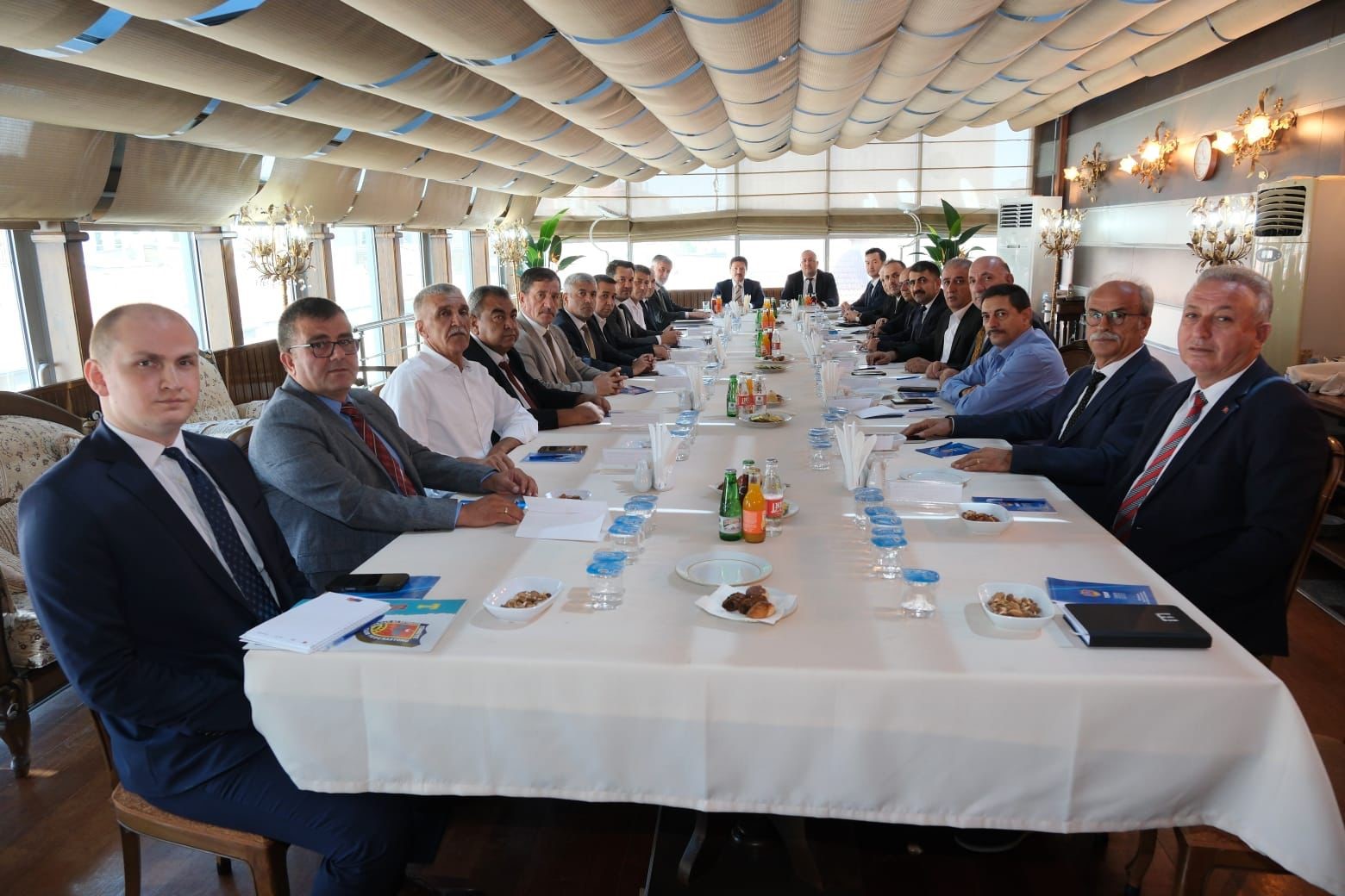 Servisci Esnafi Icin Dugmeye Basildi (3)