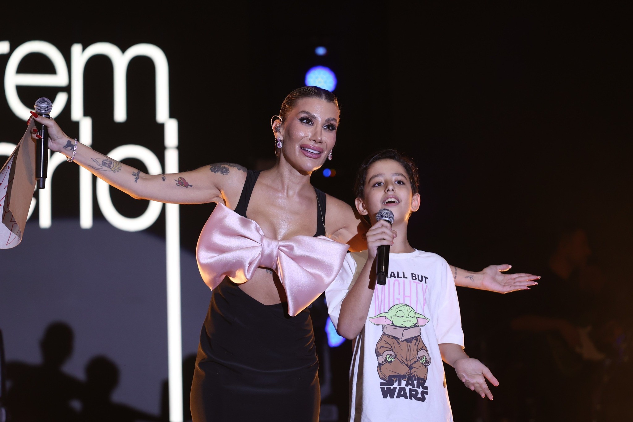 Tavas Zeybek Festivalinde İrem Derici Fırtınası Esti (5)
