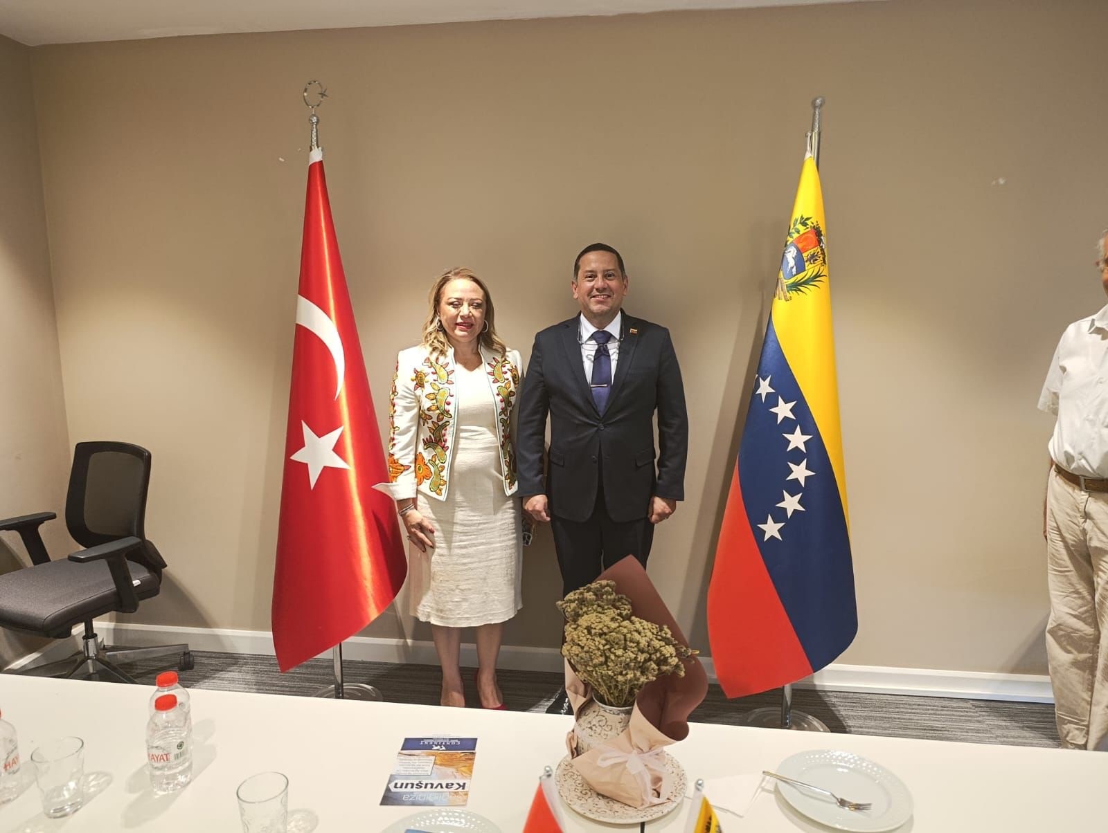 Türkiye Ile Venezuela Sağlık Turizminde Iş Birliğine Hazırlanıyor (3)