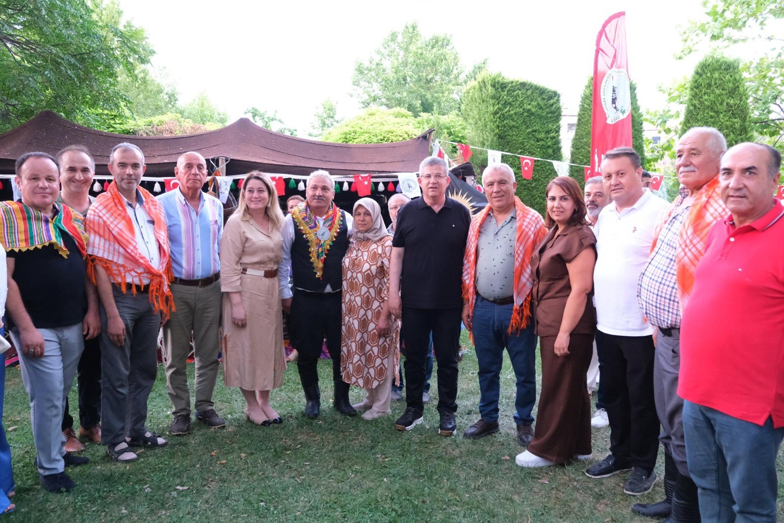 Yörüklerin Develerde Göçü Denizli'de Canlandırıldı (2)