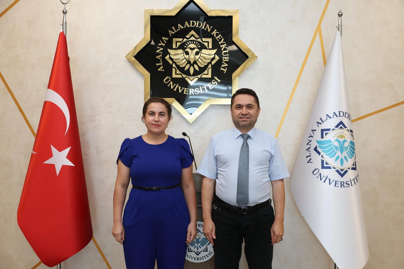 Alkü'lü Akademisyen Abd'de Alkü'yü Temsil Etti (2)