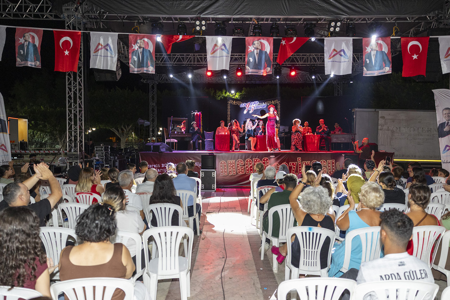 ‘Angara Gazinosu’ Oyununa Mersin’de Tam Not (3)