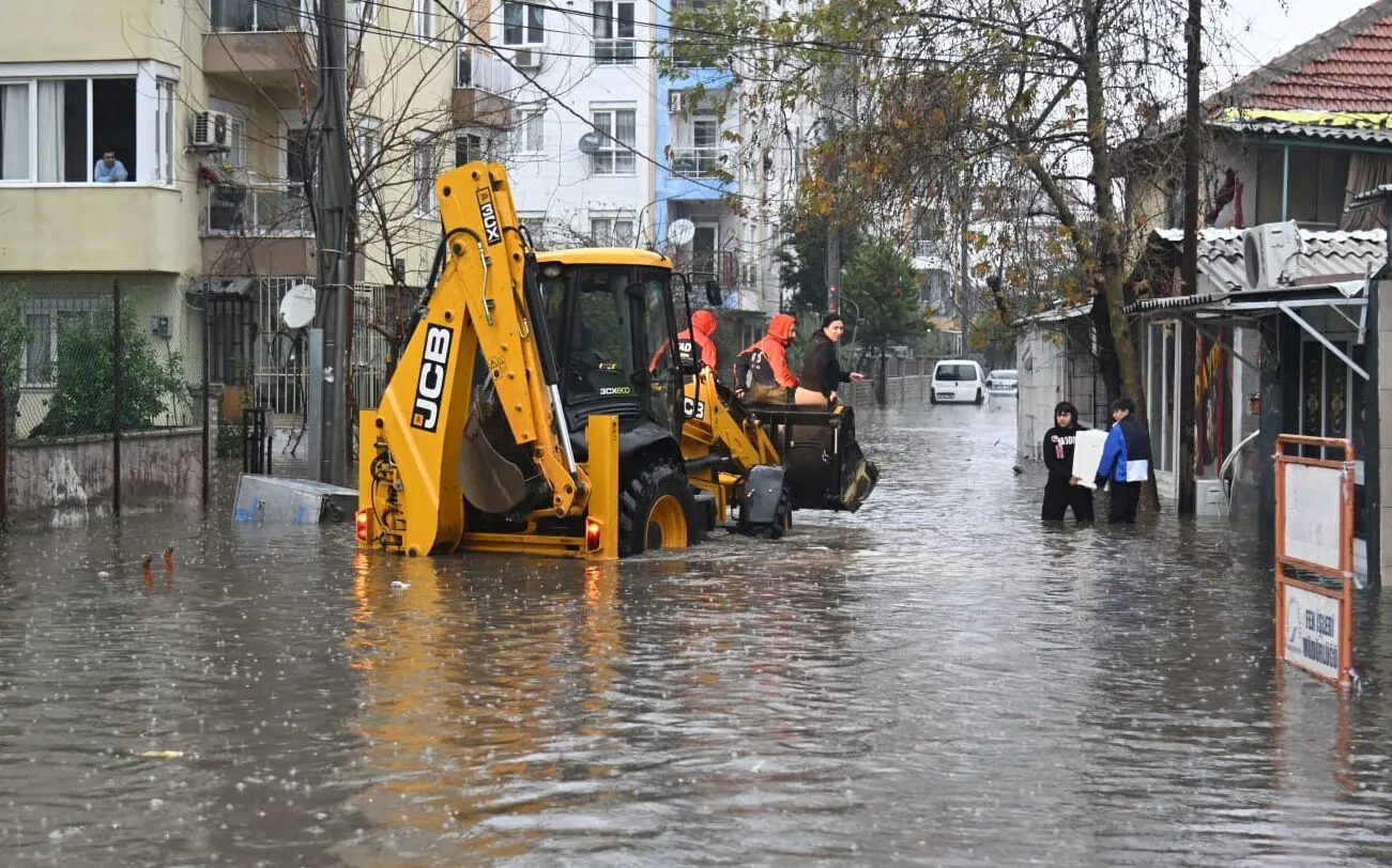 Antalya Da Sel Alarmı (2)