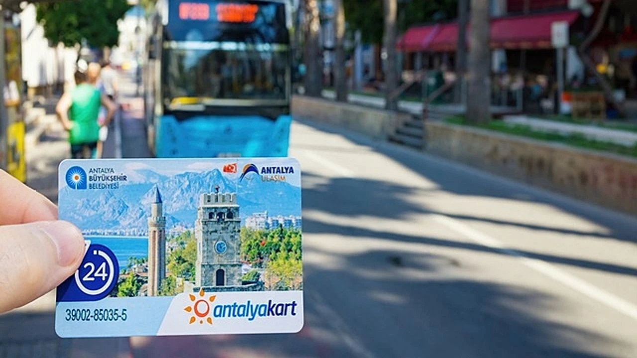 Antalya Toplu Taşima Krizi