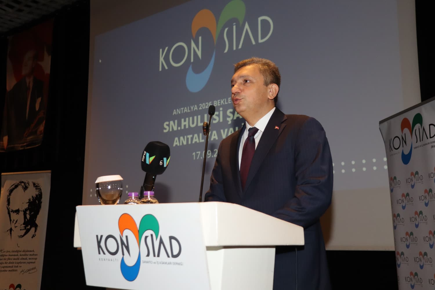 Antalya Valisi (1)-5