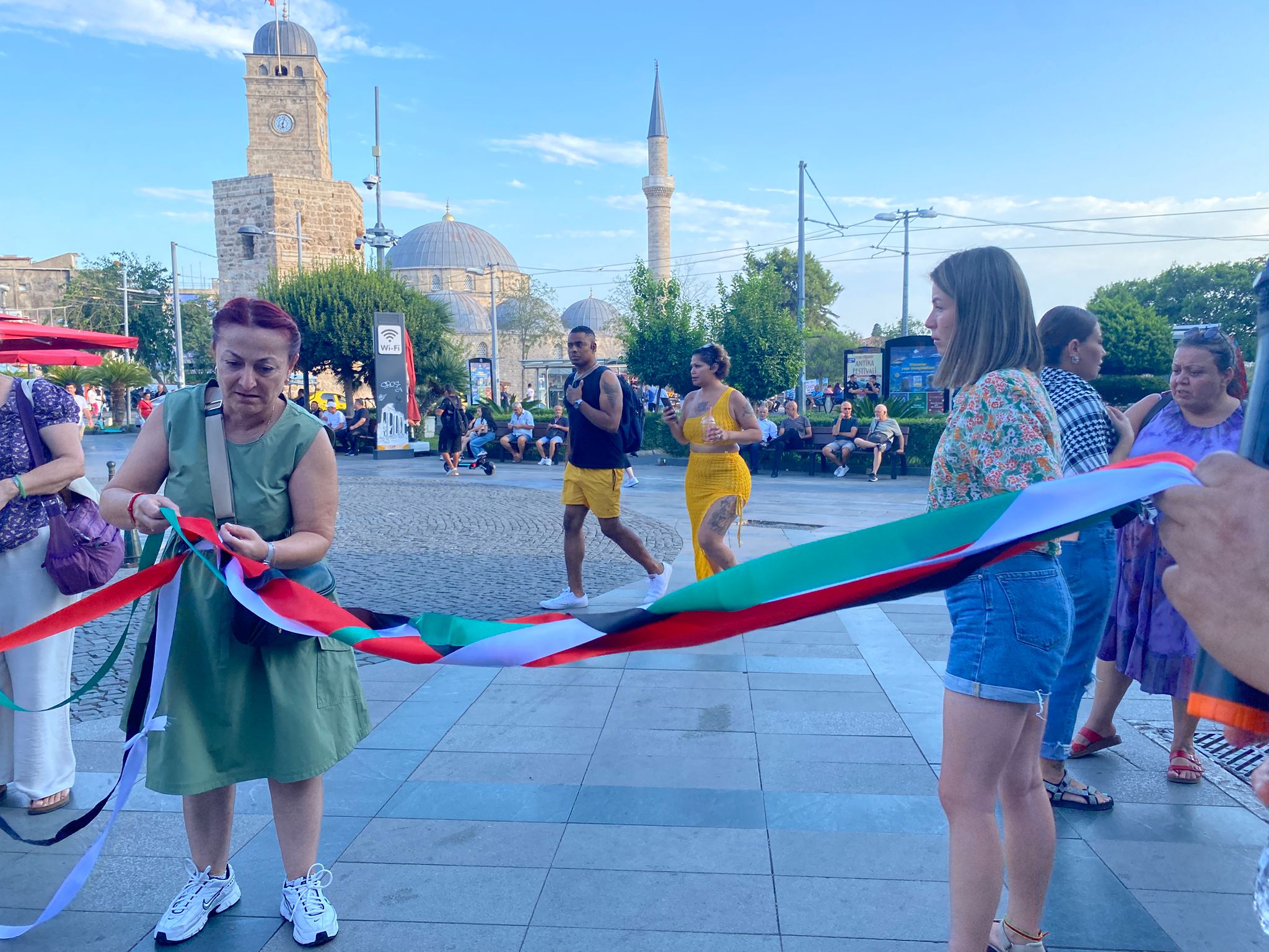 Antalyalı Kadınlardan Gazzeli Kadınlara Destek (2)