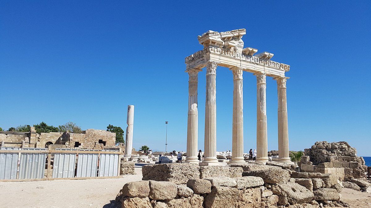 Apollon Tapinagi 4