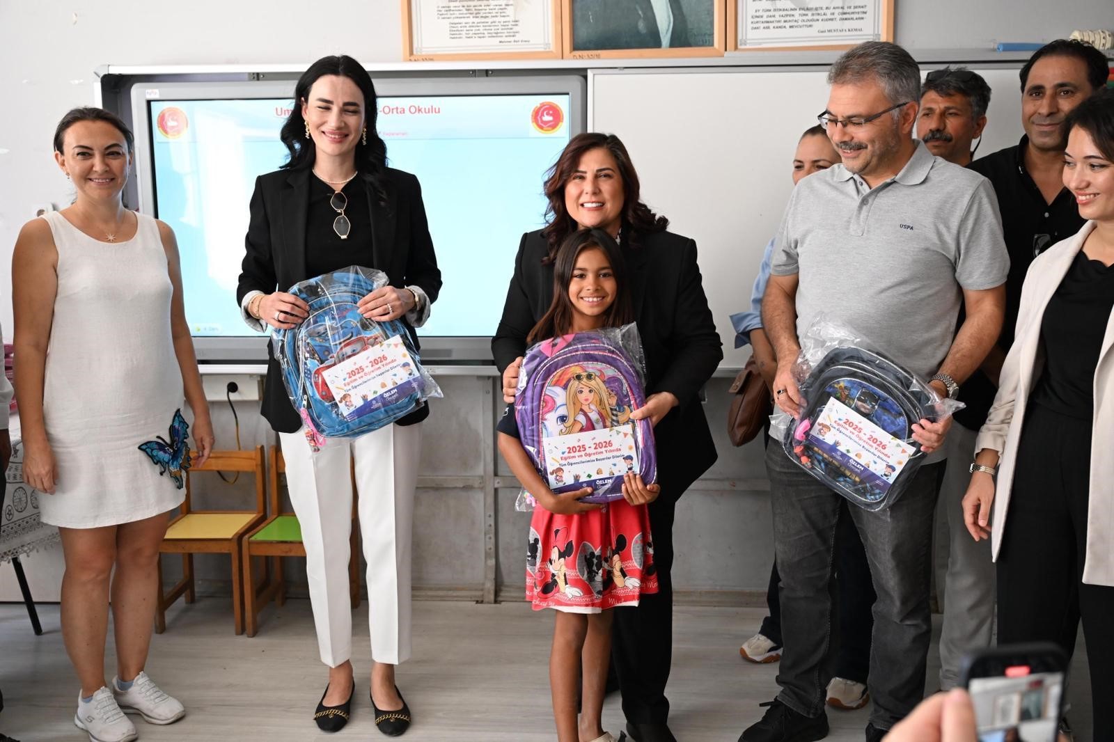 Aydın Büyükşehir'den Öğrencilere Okul Çantası (3)