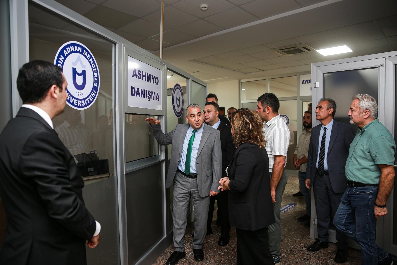 Aydın Shmyo’ya Yeni Nesil Fizyoterapi Cihazı (3)