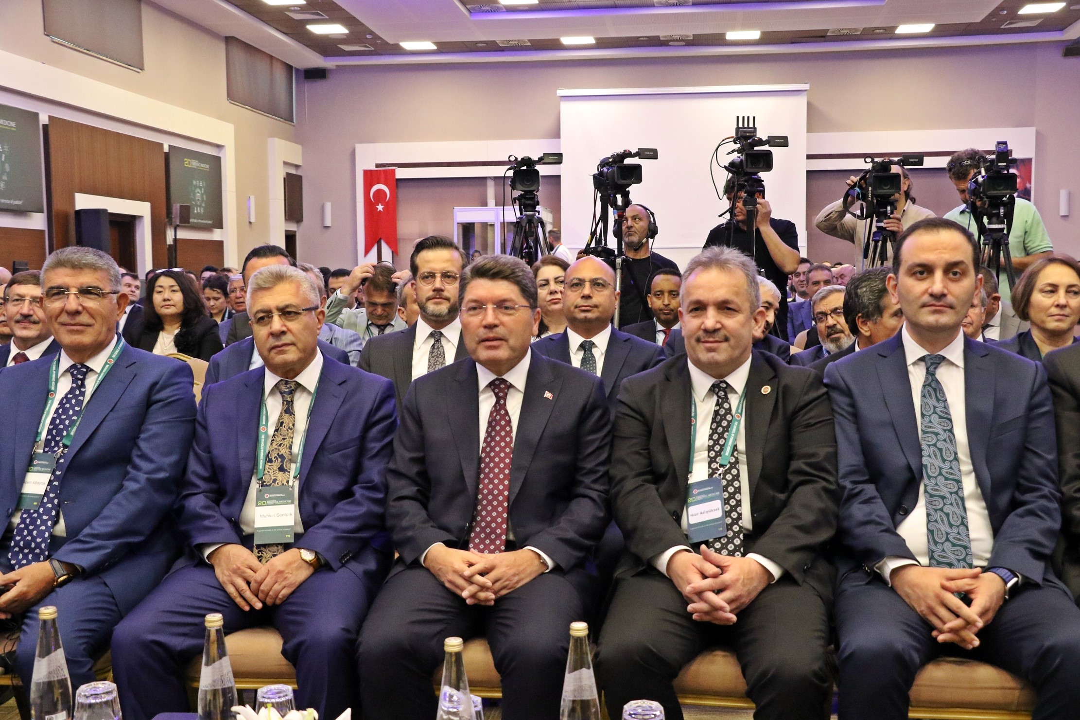Bakan Tunçtan Dikkat Çeken Adalet Açıklama (3)