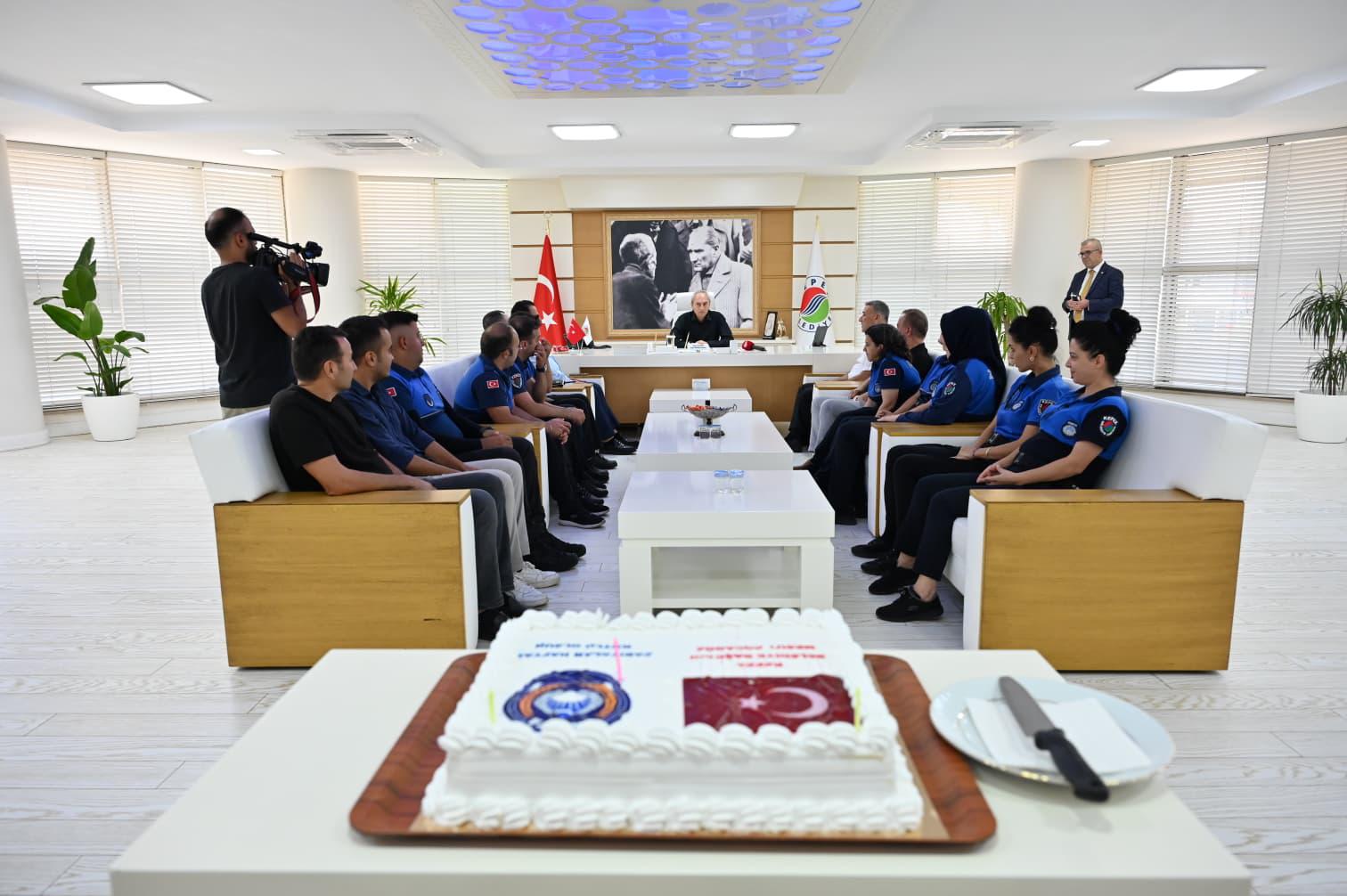 Baskan Kocagoz ‘ Zabita Ekiplerimiz Belediyemizin Vitrini 3