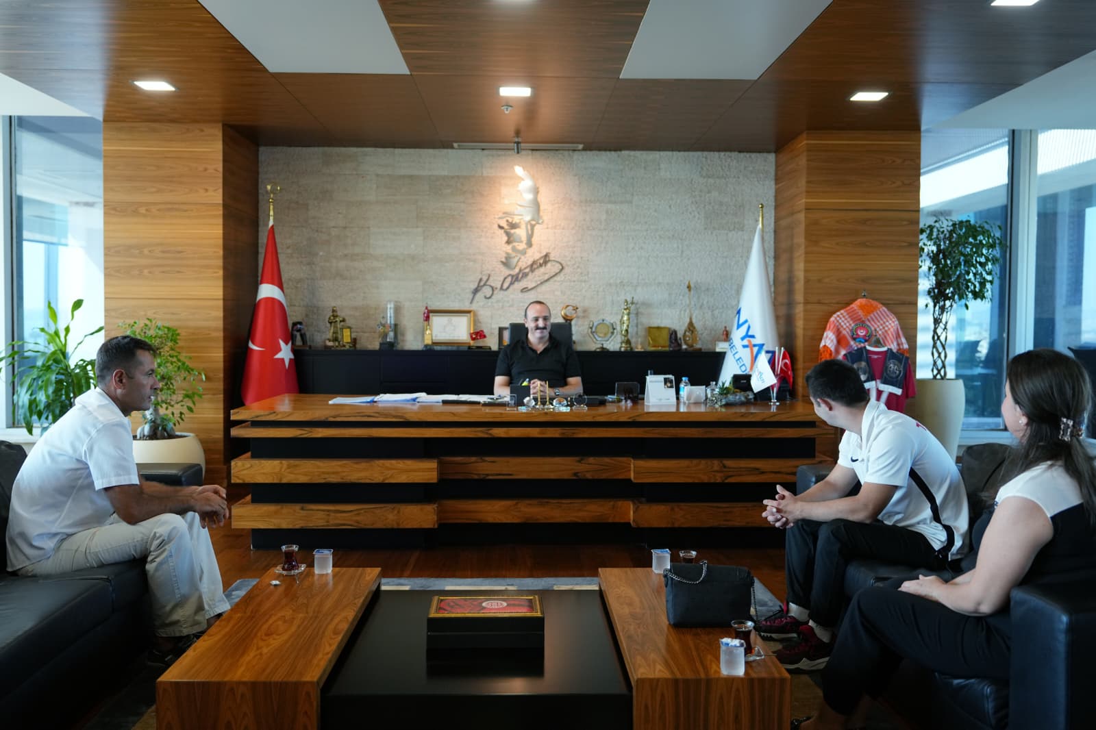 Başkan Kotan’dan Mi̇lli̇ Yüzücüye Destek (1)
