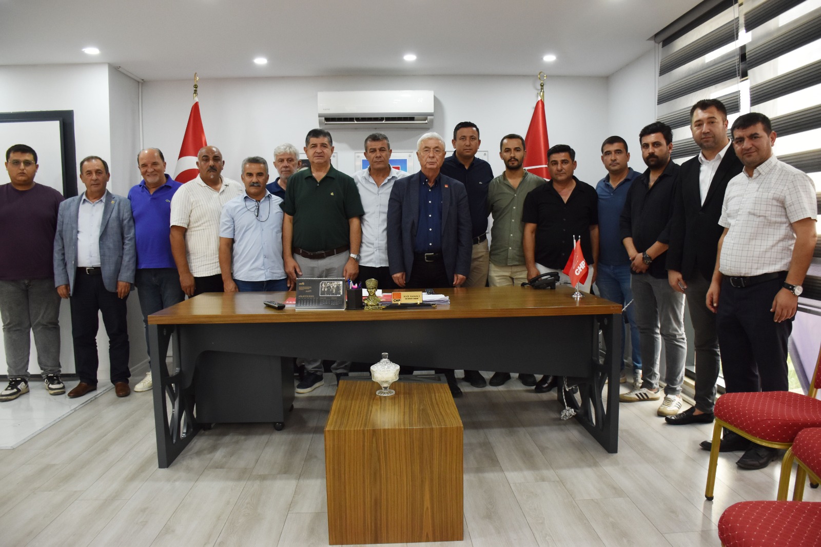 Chp Aksu Belediyesinde Kim Istifa Etti (2)