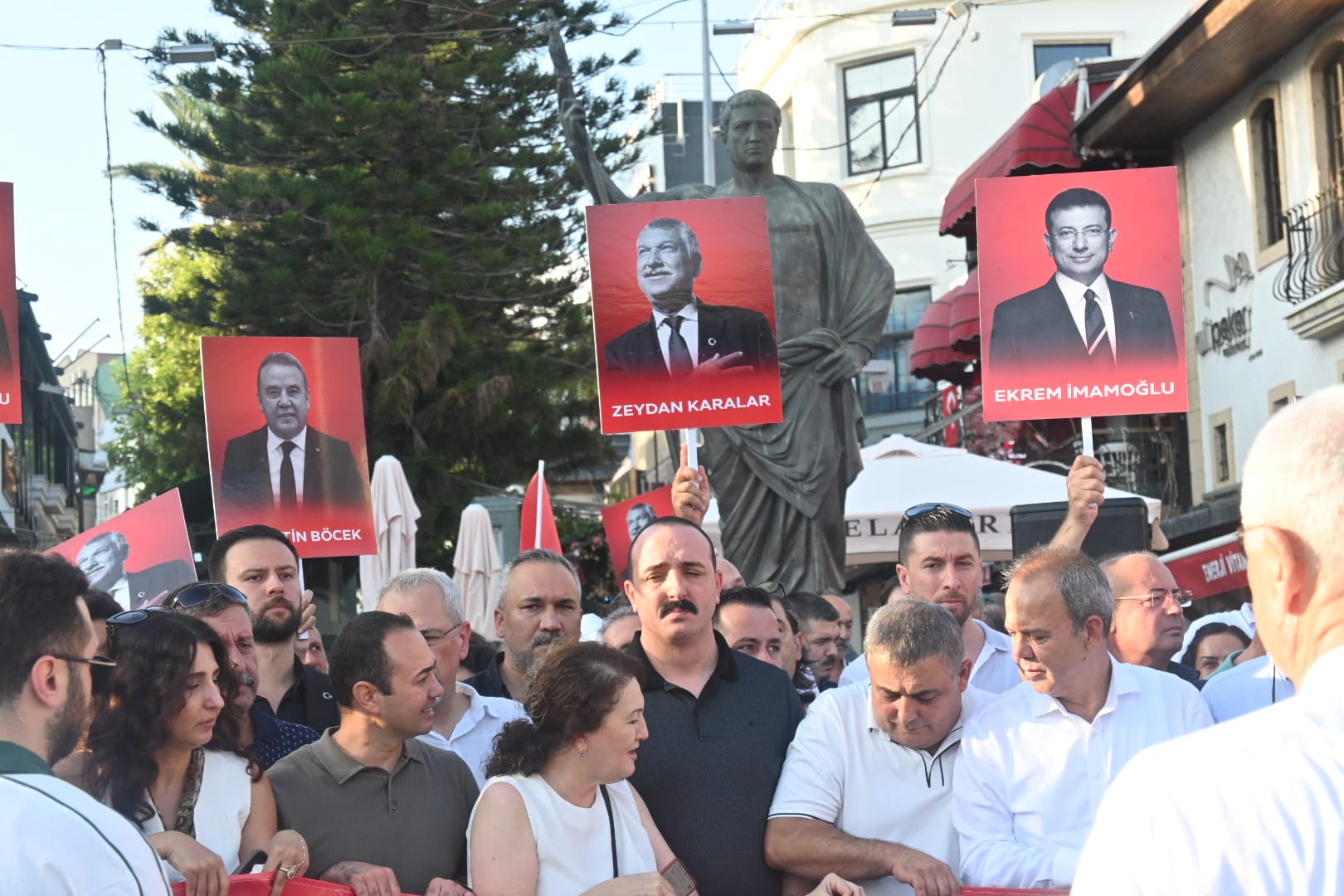Chp Antalya Eylem (6)