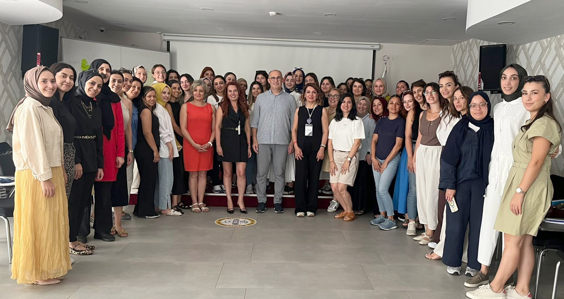 Cocuk Akademilerine Hizmet Ici Egitim 892020 264927 (Large)