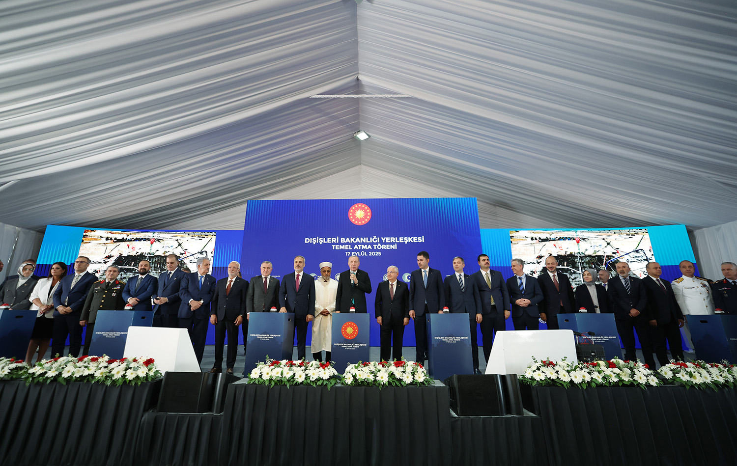 Cumhurbaskanı Erdogandan Kuyruk Acısı' Acıklaması (5)