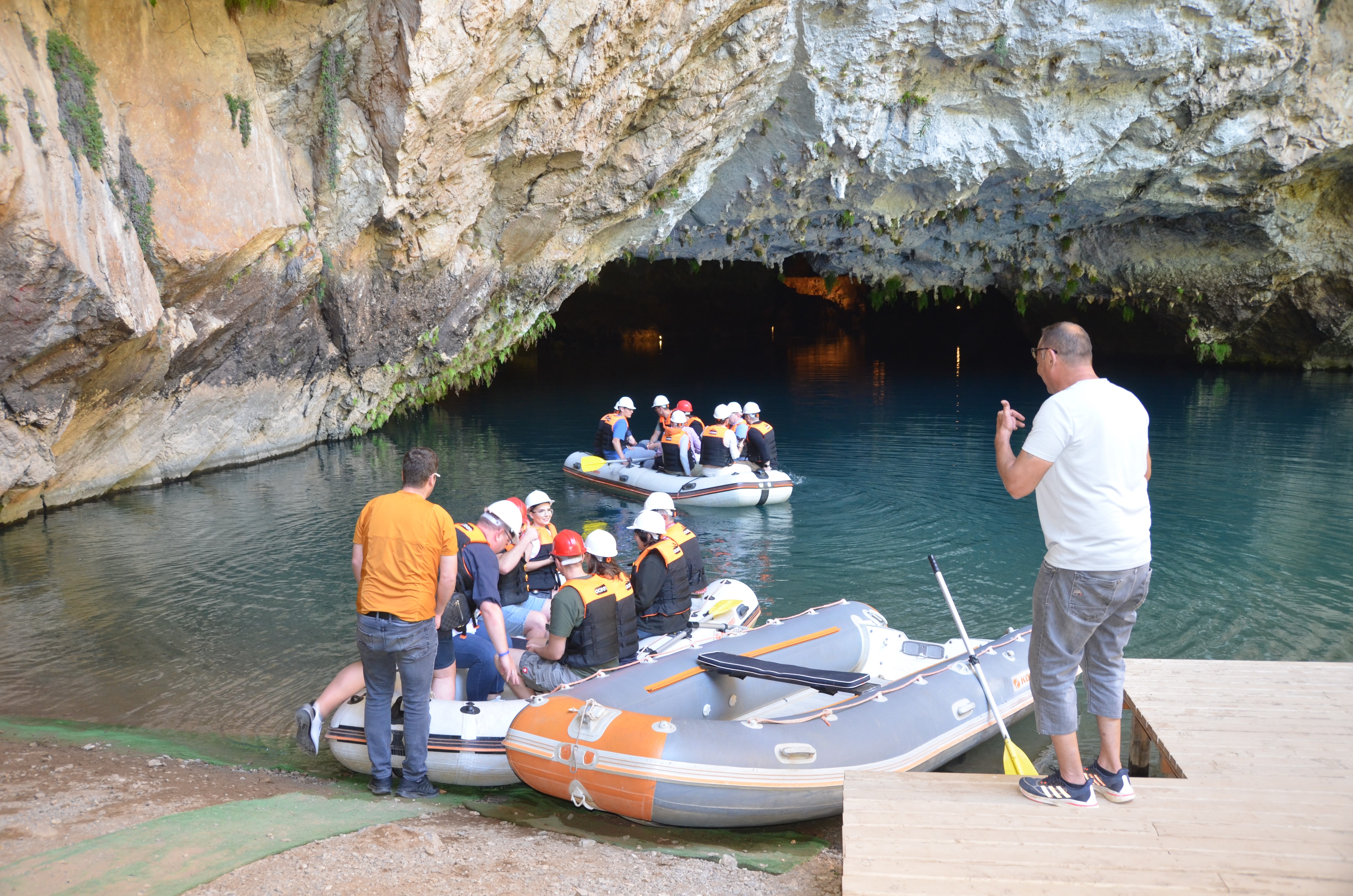 Dünyaca Ünlü Altınbeşik Mağarası'da Kriz! Turistler Isyan Etti (1)