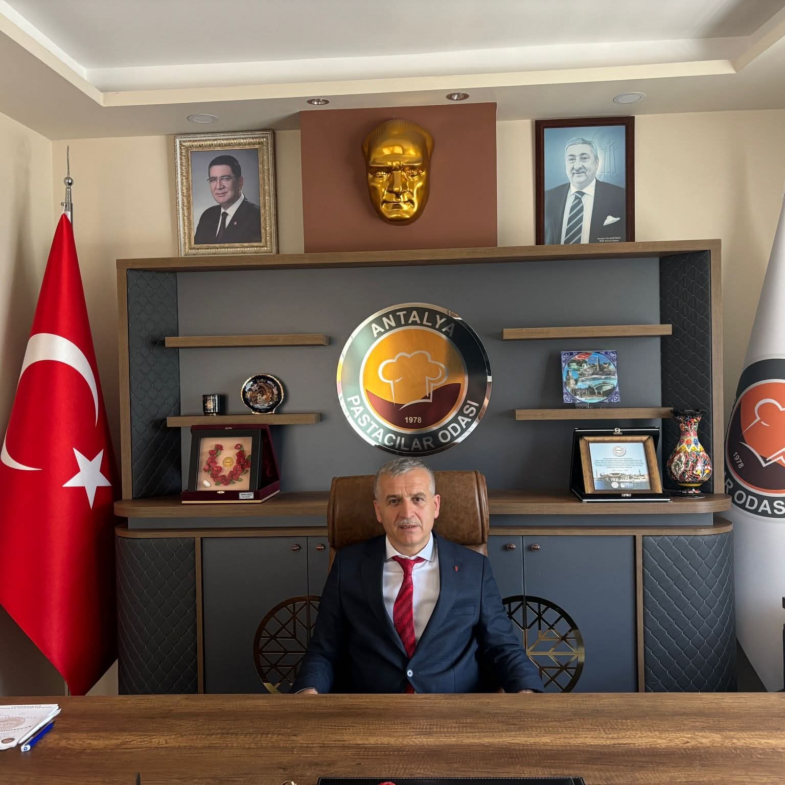 Ekrem Keskin (1)