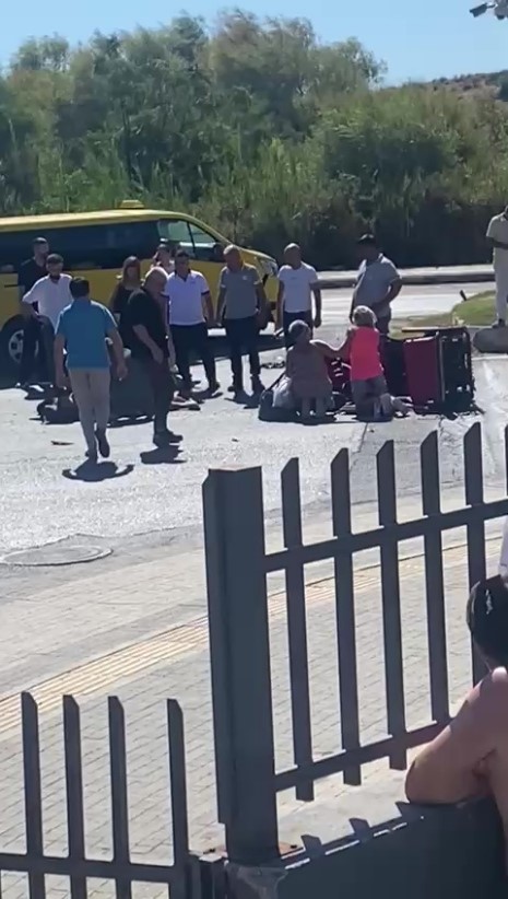 Elektrikli Bisiklete Ticari Taksi Çarptı (2)