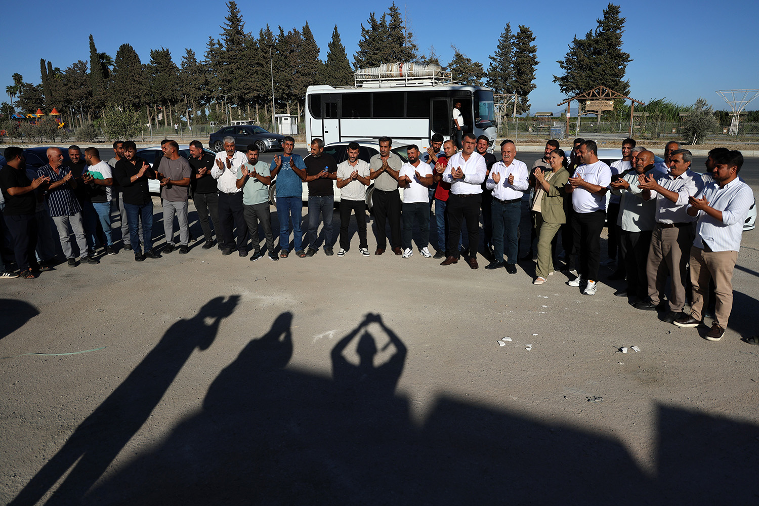Eylem Yapan Tarım Işçileri Ve Aracılarına Çiftçilerden Çağrı 3 Ay Bekleyin (3)