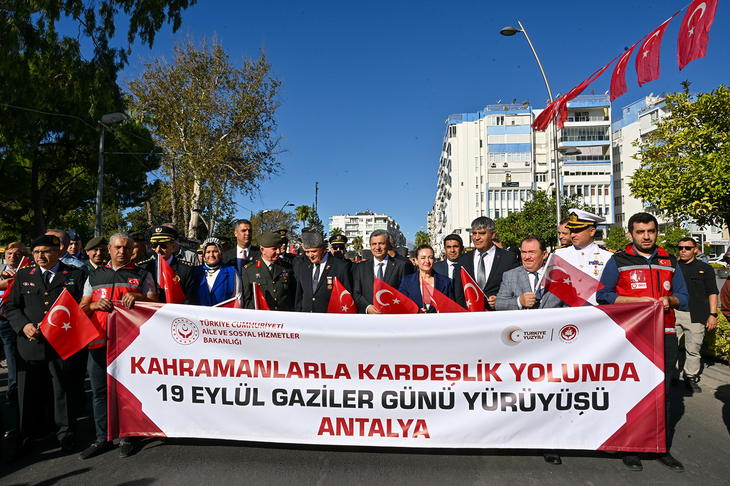 Gazıler Gununu Kutladı (2)