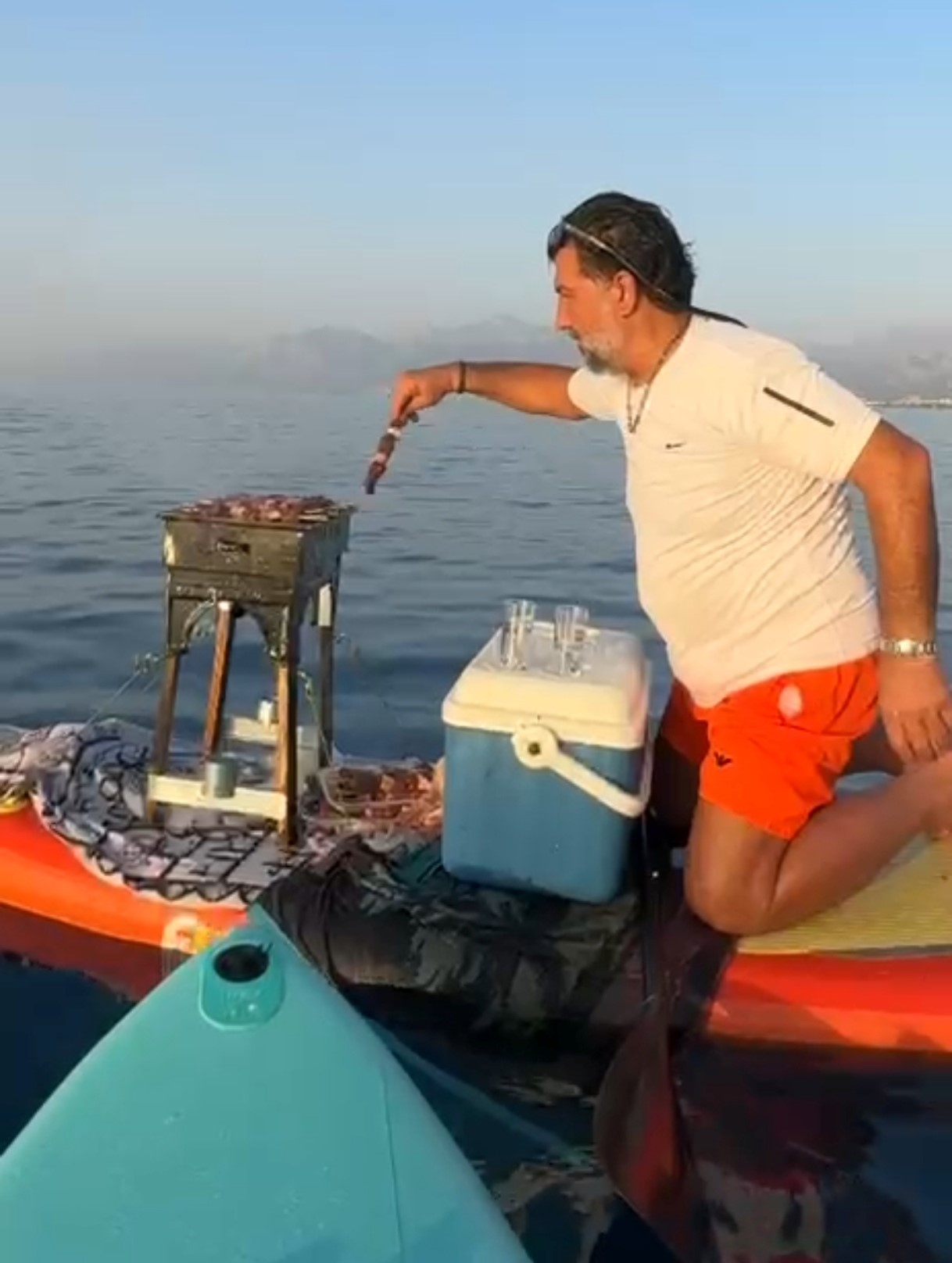 Gören Gözlerine Inanamadı (1)