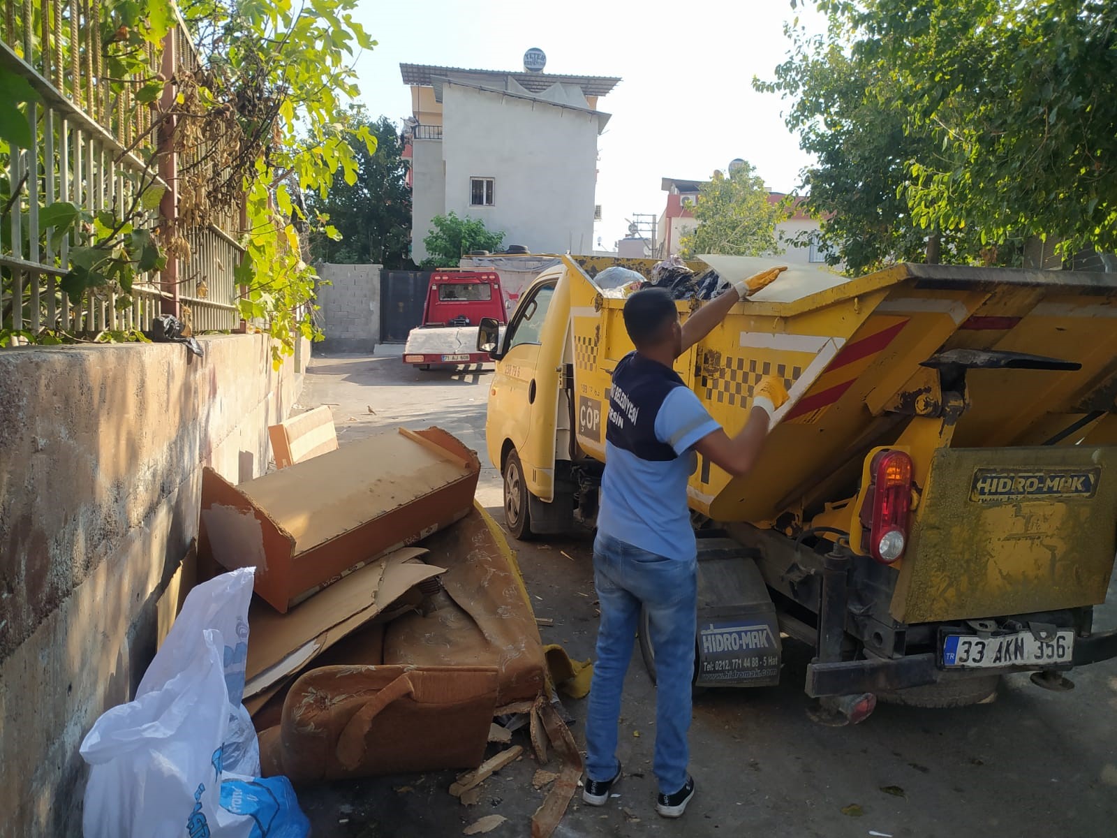 Moloz Atıklarıyla Mücadelesi Sürüyor (2)
