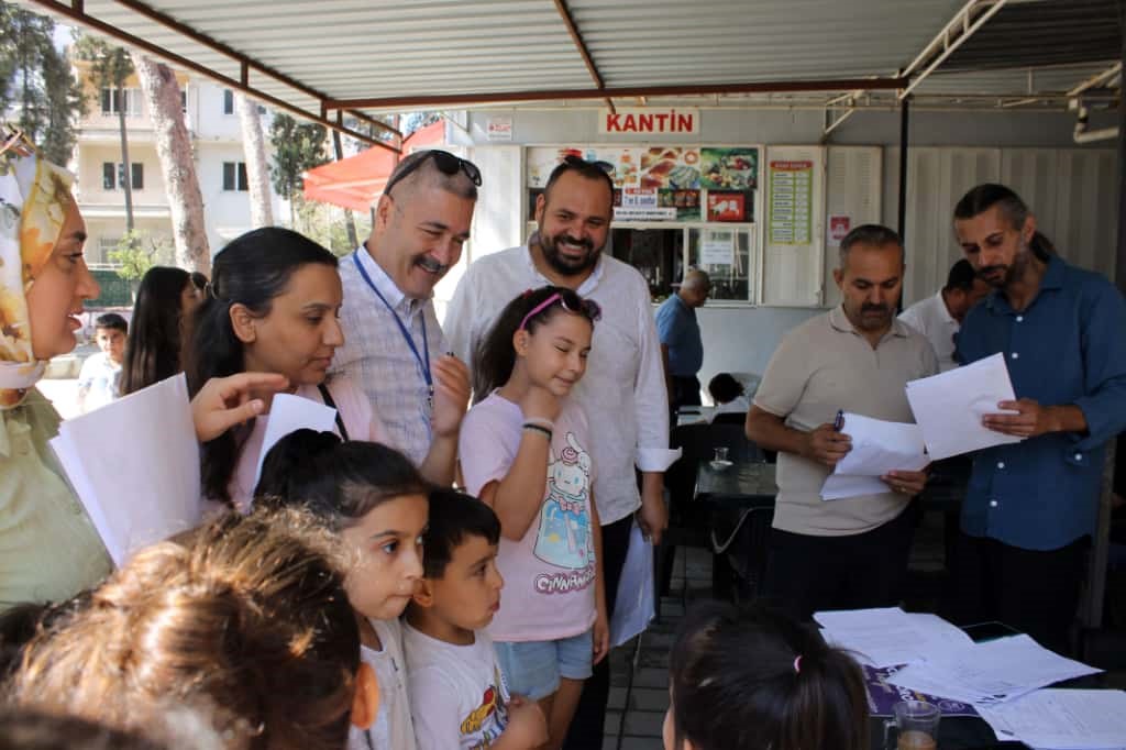Öğrencilerden Efeler'deki Akademilere Yoğun Ilgi (1)
