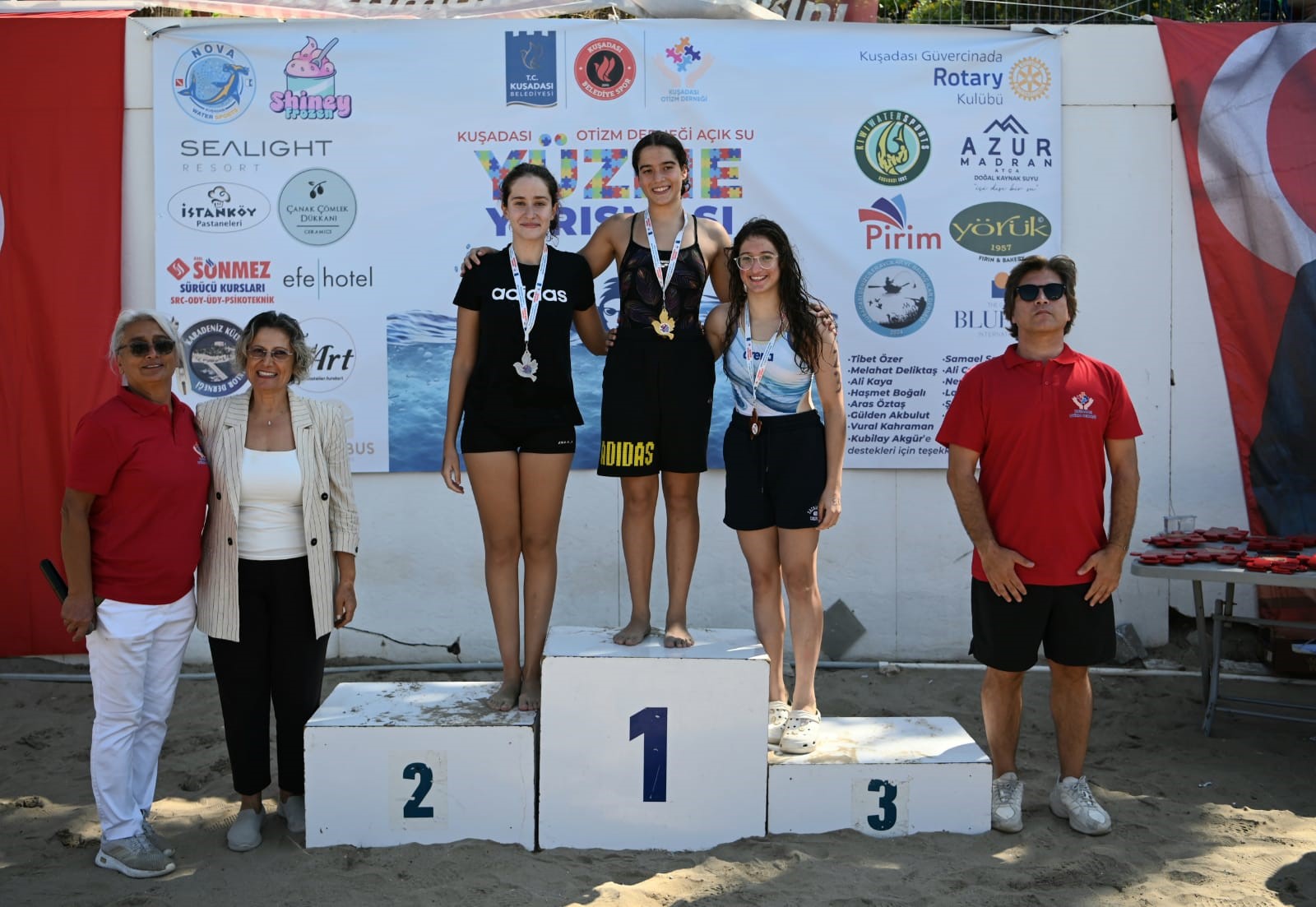 Otizm Farkindalik Yuzme Yarisi (3)