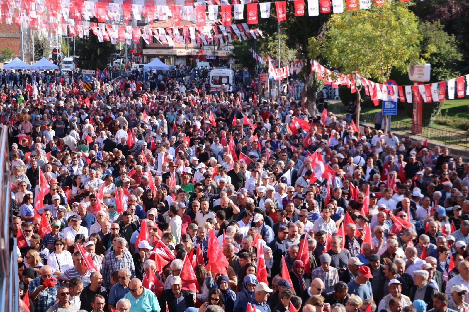 Ozgur Ozel Afyon Mitingi (2)