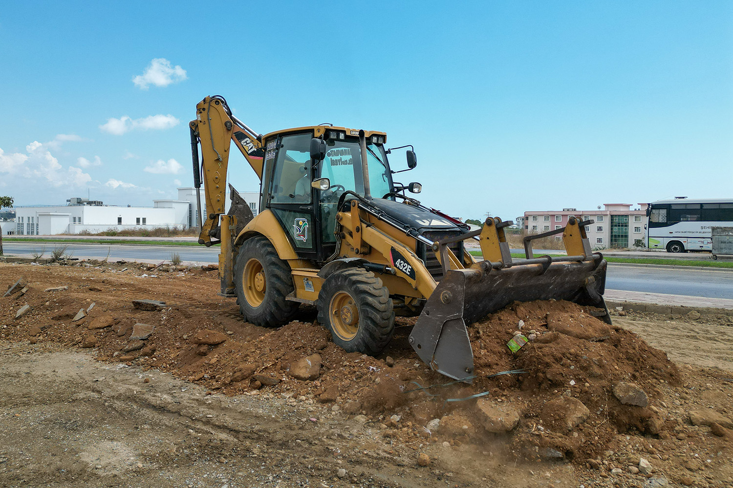 Piyade Er Fikret Karamusaoğlu Caddesi’nde Düzenleme Çalışmaları Başladı (2)
