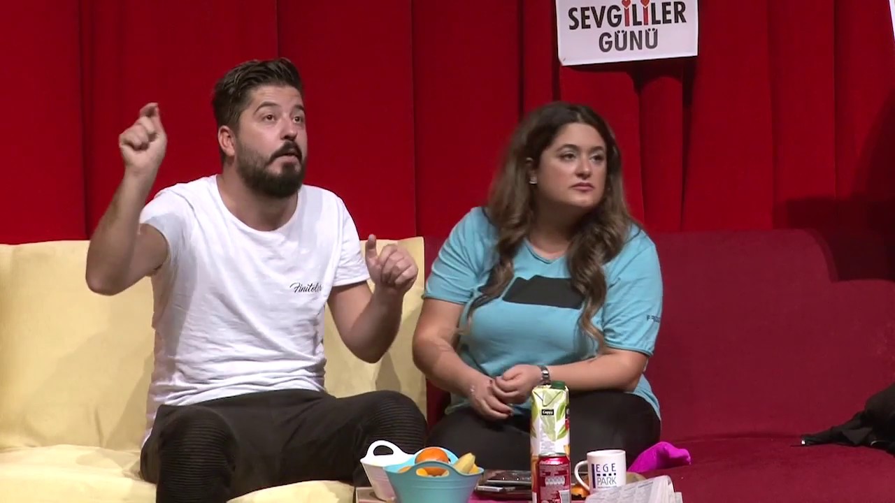 Ruh Öküzüm Tiyatro 3