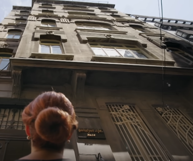 Seniha'nın Apartmanı