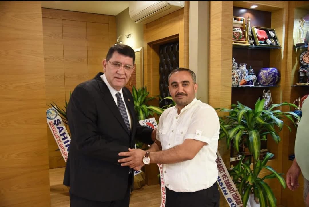 Serbest Kaldı Dereye Gitti