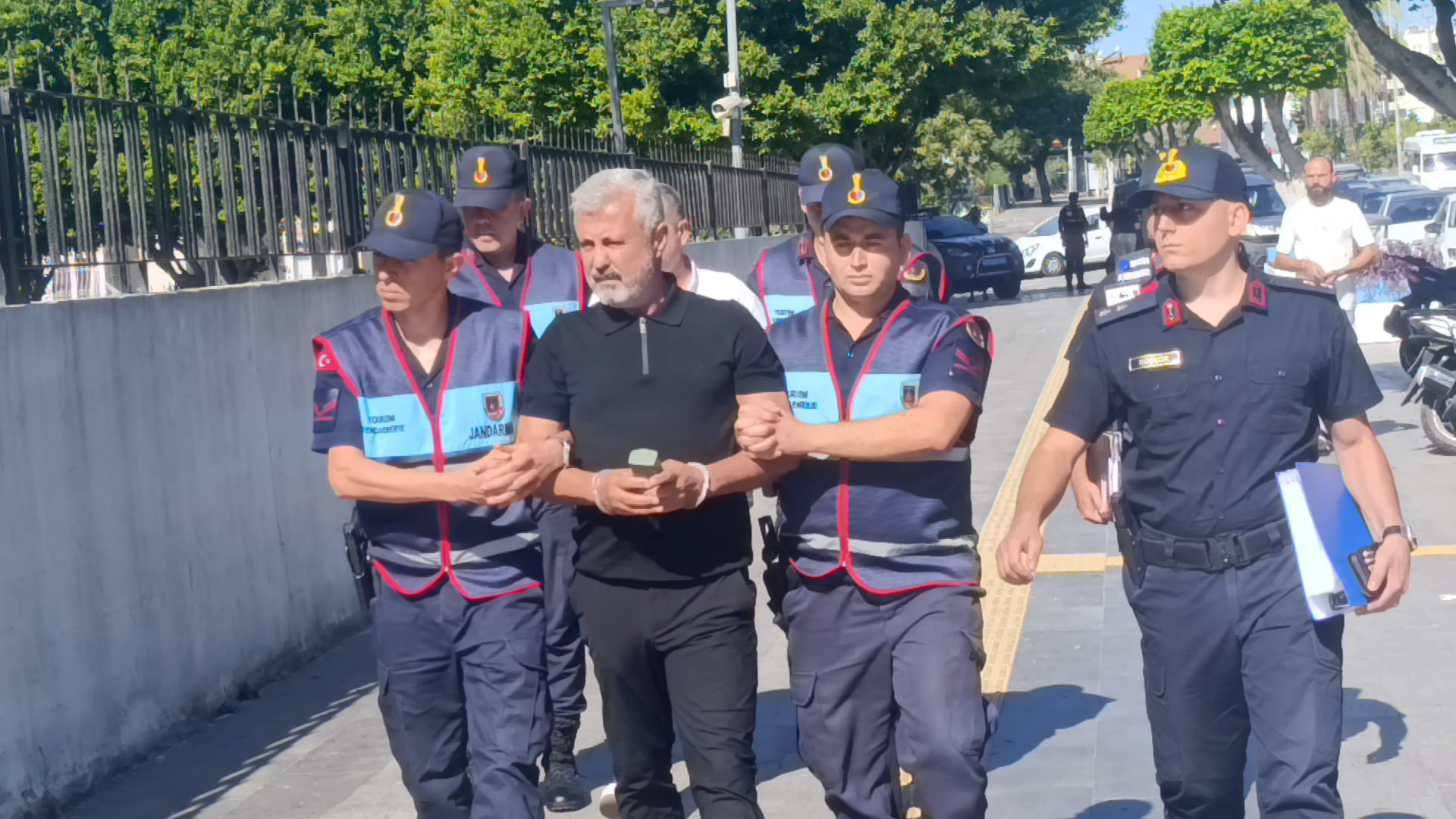 Sükrü Sozenden Ilk Goruntuler (1)